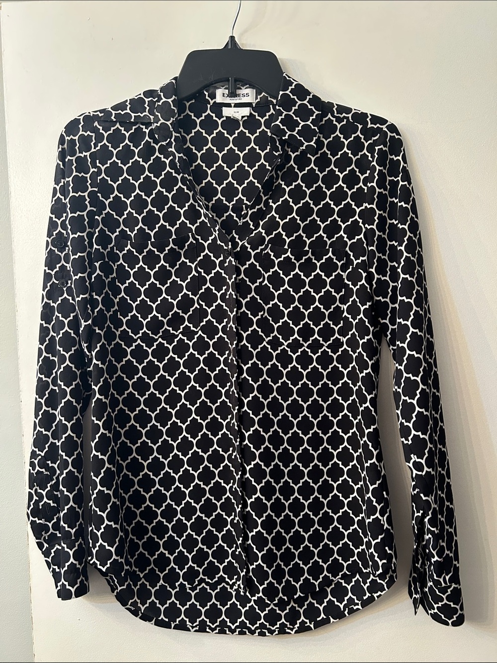 Express Black & White Geometric Button-Down Shirt